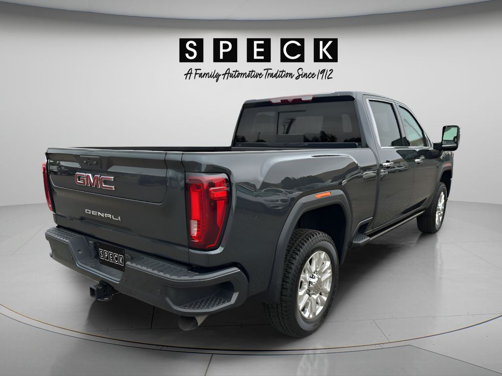 2022 GMC Sierra 3500 HD — detail view