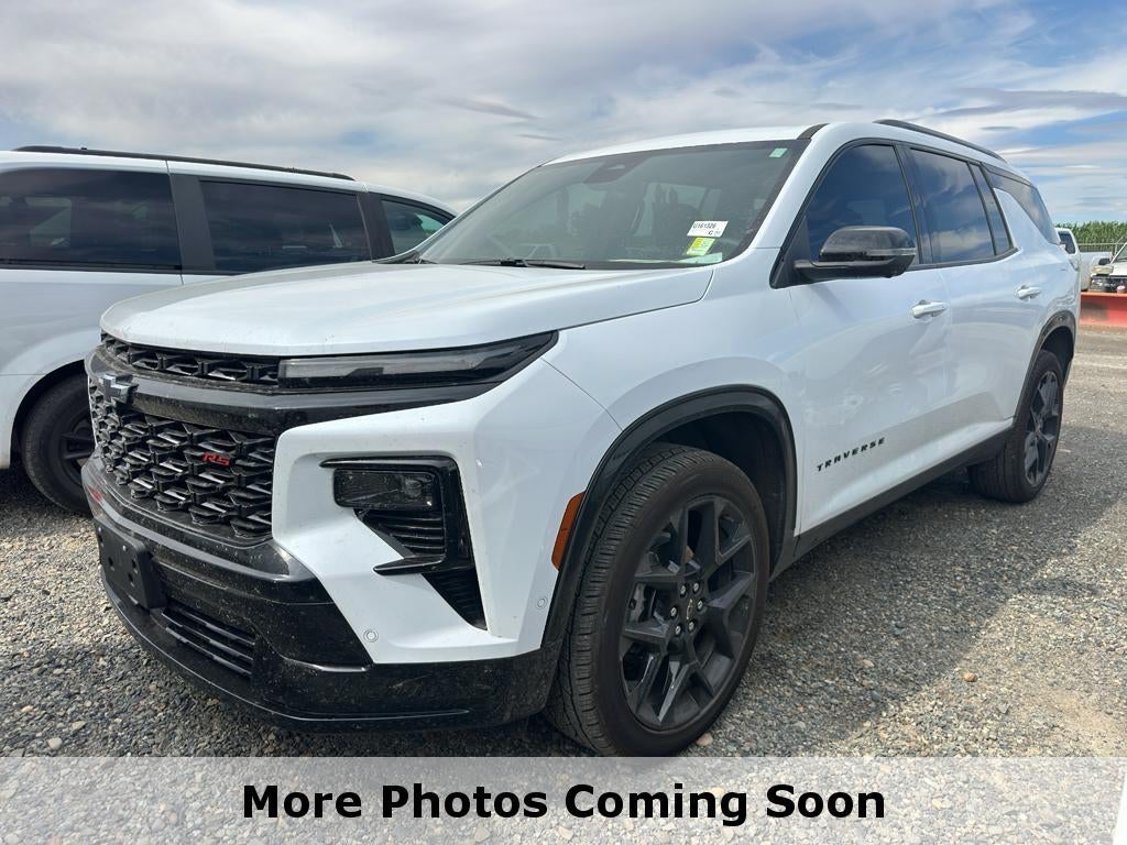 2026 Chevrolet Traverse AWD RS in Polar White Tricoat — front three-quarter view