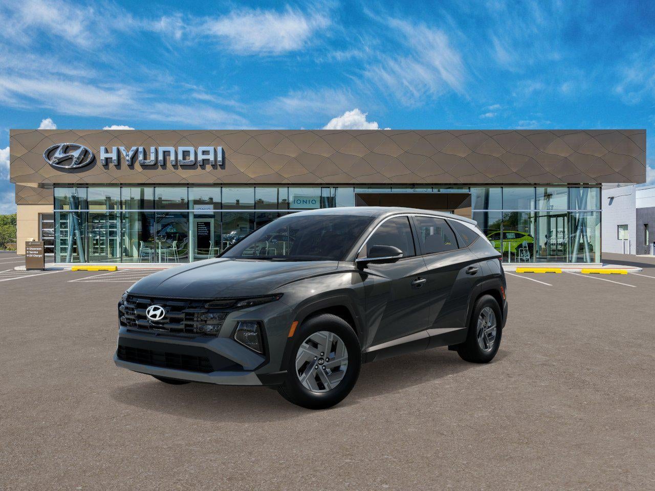 2026 Hyundai TUCSON Blue SE in Amazon Gray — front three-quarter view